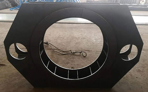 QG刮刮乐机器人焊接工作站焊接大型工件