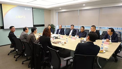 复旦大学管理学院院长陆雄文教授一行莅临QG刮刮乐参观指导