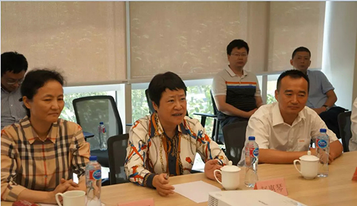 上海市青浦区区委书记赵惠琴带队莅临QG刮刮乐调研